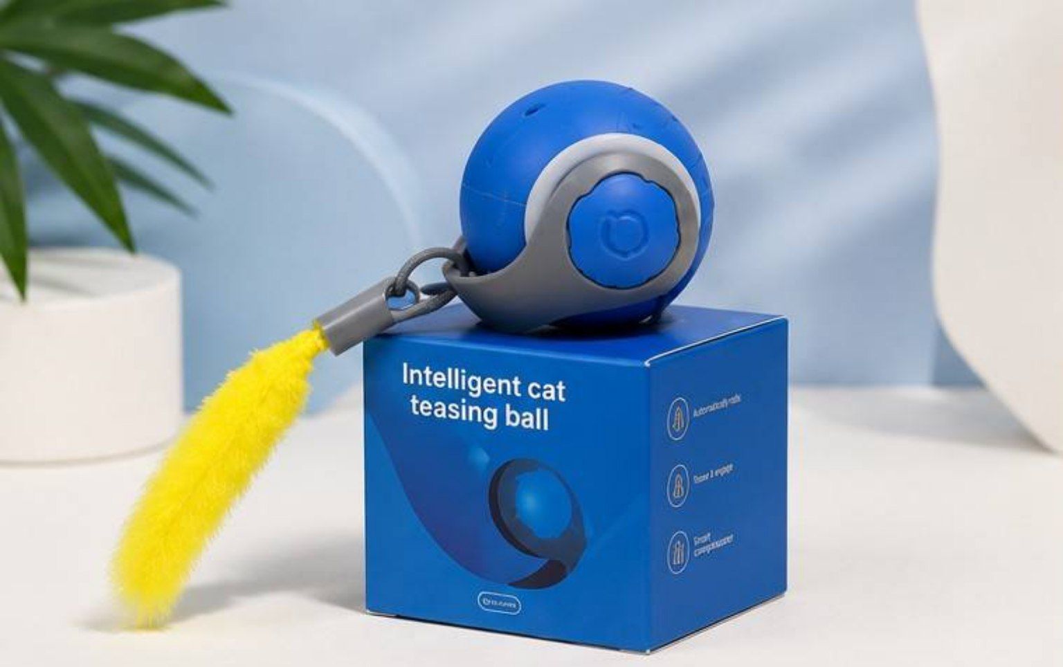 توپ هوشمند متحرک پردار Intelligent moving feather ball